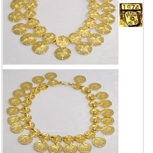 Vintage Super Model Big Sand Dollar Medallion Bib Necklace Signed MIMI d…
